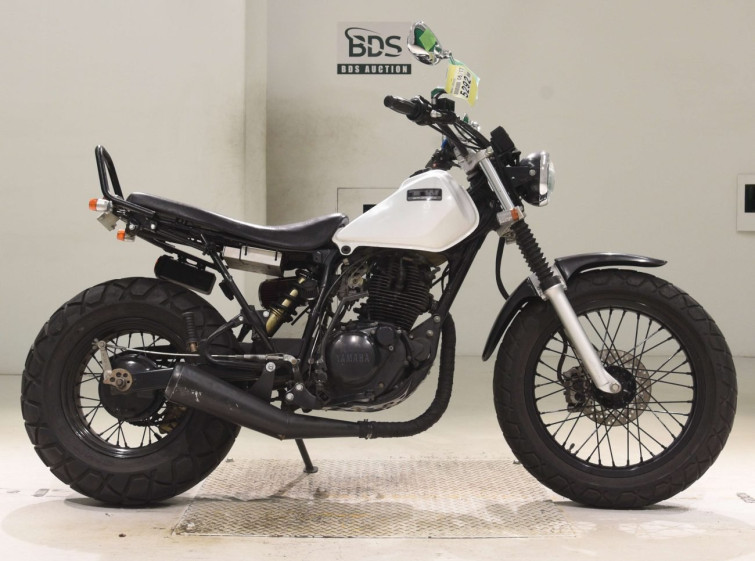 Мотоцикл Yamaha TW225 с пробегом 21839 km