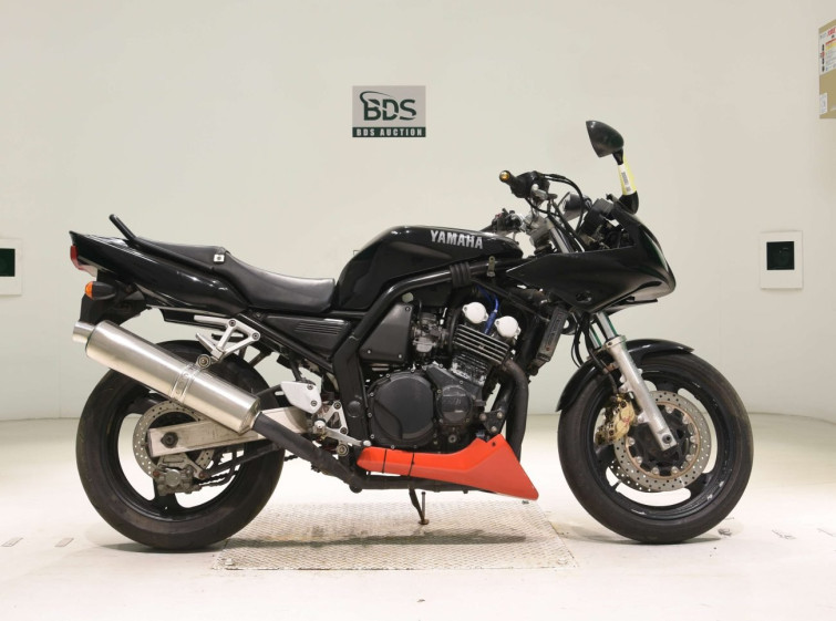 Мотоцикл Yamaha FZ400 з пробігом 41376 km