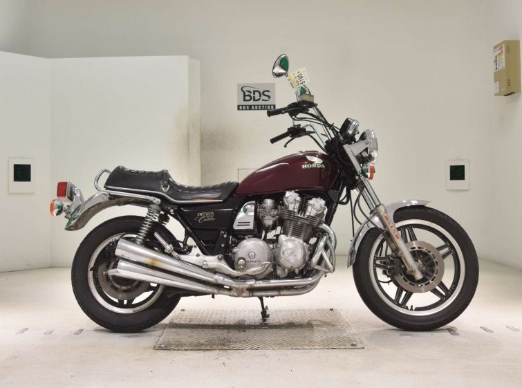 Мотоцикл Honda CB750 CUSTOM с пробегом 50627 km
