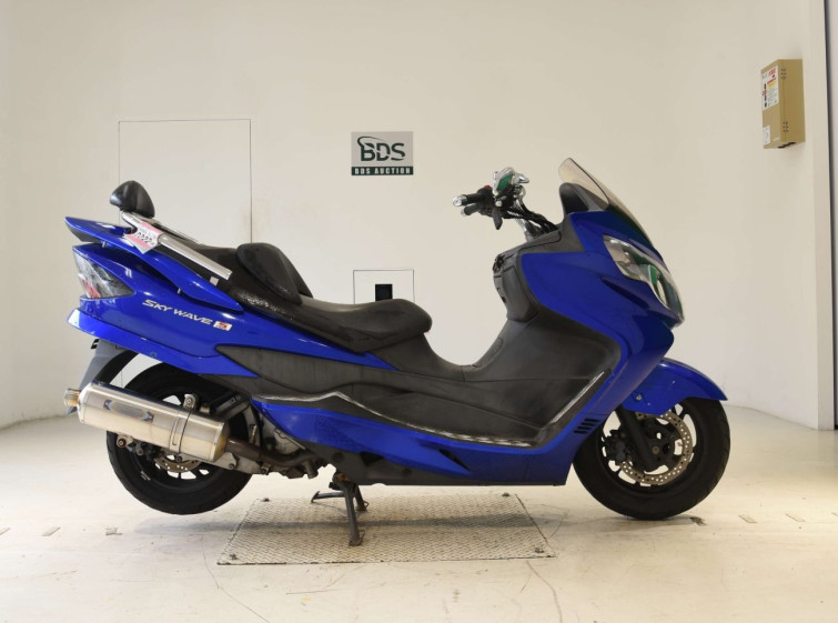 Мотоцикл Suzuki SKYWAVE 250