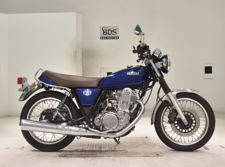Мотоцикл Yamaha SR400 з пробігом 6424 km