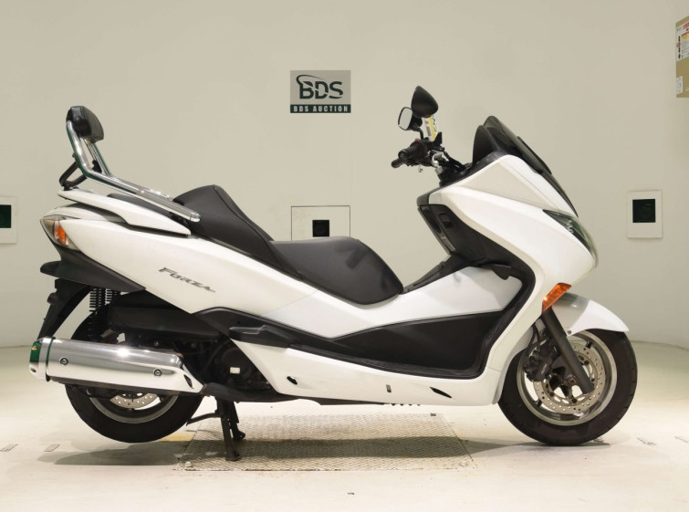 Мотоцикл Honda FORZA Z з пробігом 73595 km