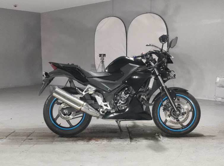 Мотоцикл Honda CBR250R з пробігом 25590 km