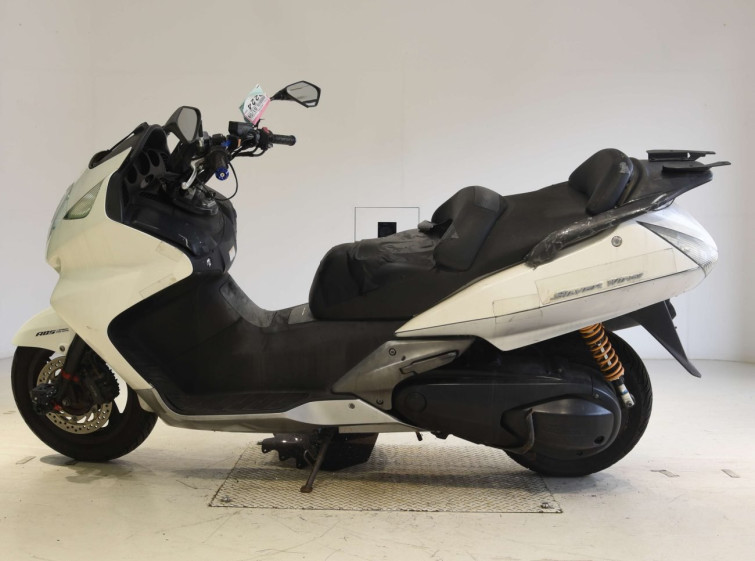 Мотоцикл Honda SILVERWING600 з пробігом 28259 km