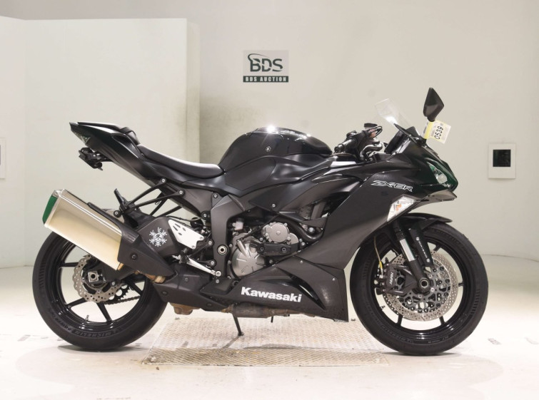 Мотоцикл Kawasaki ZX-6RA з пробігом 33586 km