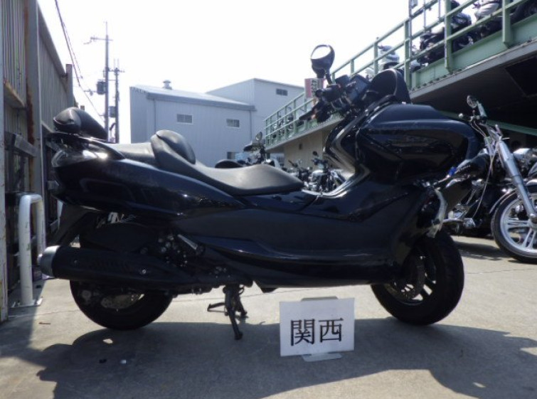 Мотоцикл Yamaha MAJESTY 250