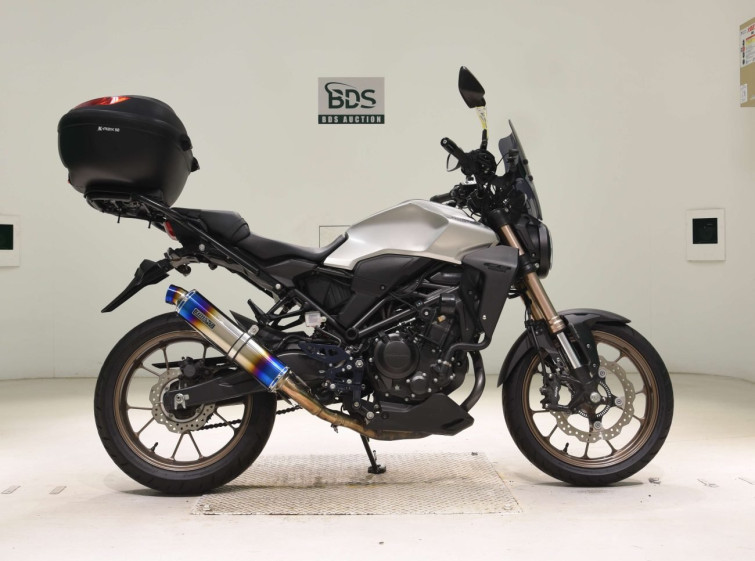 Мотоцикл Honda CB250RA з пробігом 23695 km
