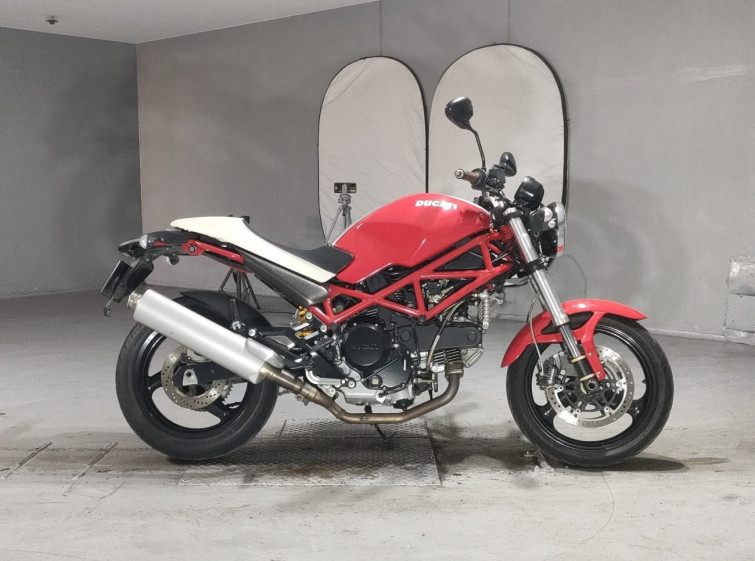 Мотоцикл Ducati MONSTER 400 с пробегом 18452 km