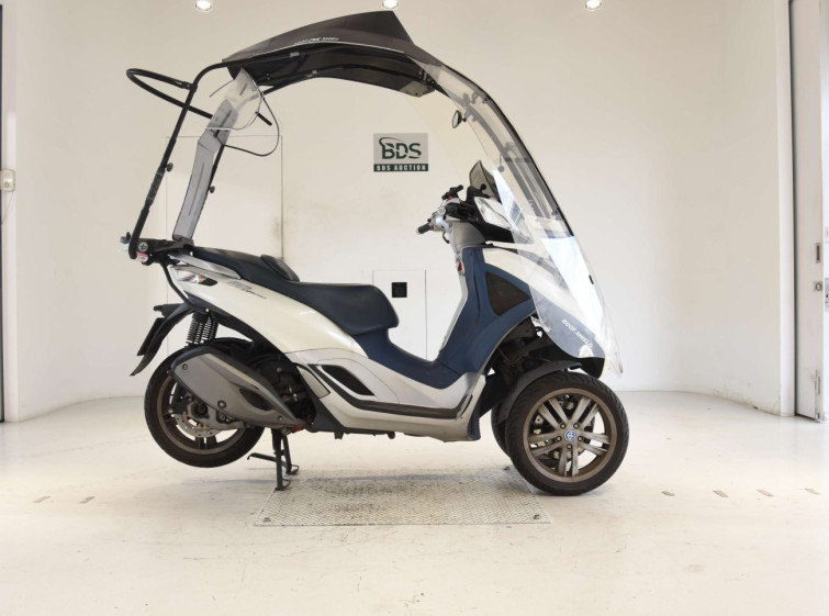Мотоцикл Piaggio MP3 300 з пробігом 24461 km