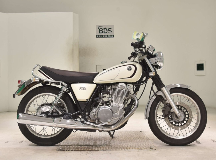 Мотоцикл Yamaha SR400 з пробігом 9991 km