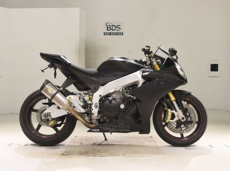 Мотоцикл Aprilia TUONO V4 R APRC с пробегом 22915 km