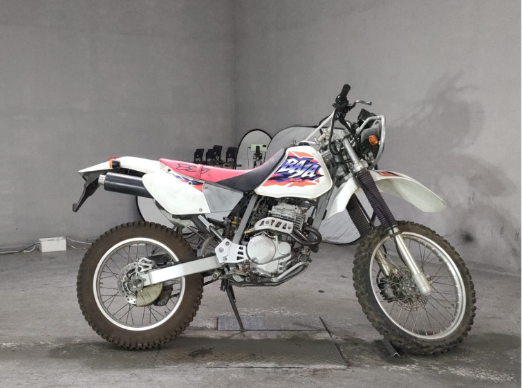 Мотоцикл Honda XR250 BAJA
