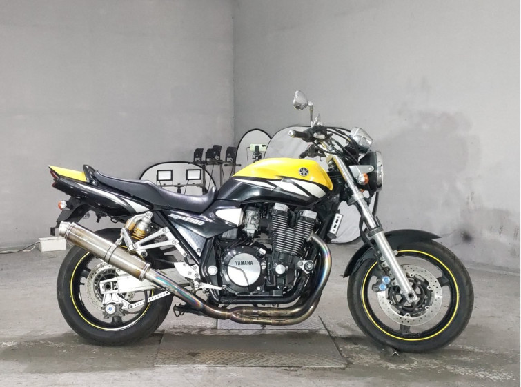 Мотоцикл Yamaha XJR1300 с пробегом 20747 km