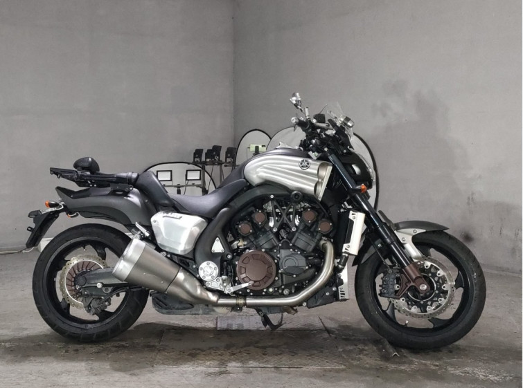 Мотоцикл Yamaha V-MAX1200 з пробігом 28080 km