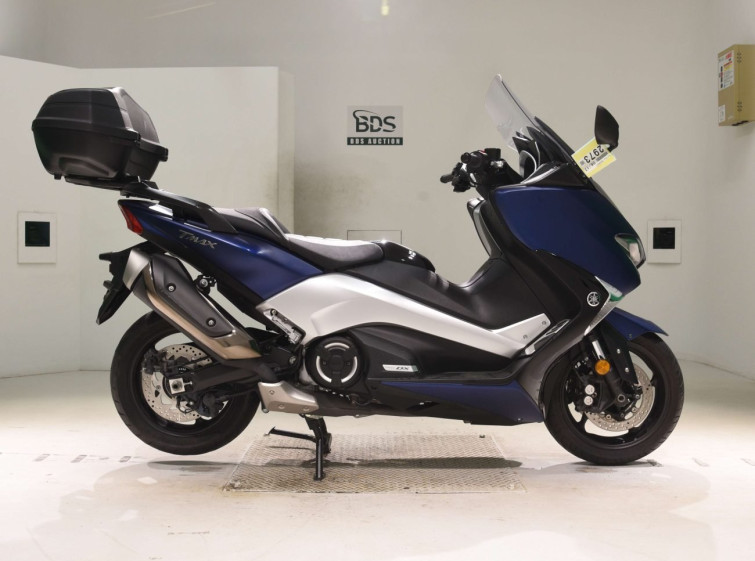 Мотоцикл Yamaha T-MAX530DX с пробегом 4316 km