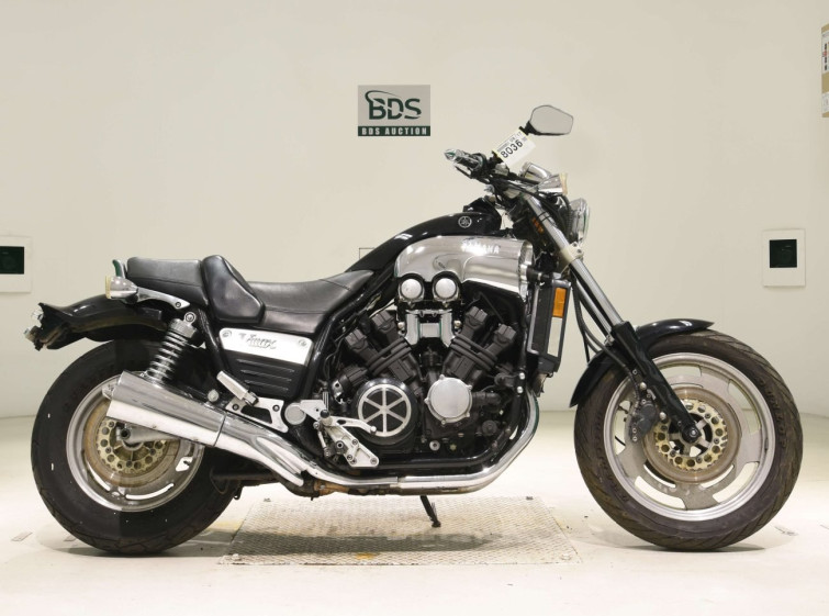 Мотоцикл Yamaha V-MAX1200 з пробігом 14598 m