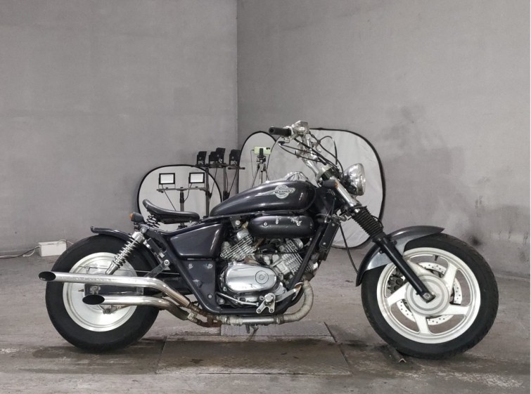 Мотоцикл Honda MAGNA250 с пробегом 12880 km