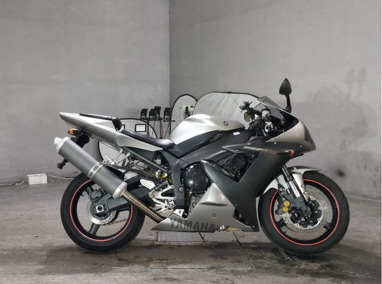 Мотоцикл Yamaha YZF-R1 з пробігом 40739 km