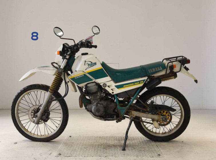 Мотоцикл Yamaha SEROW XT225 з пробігом 61708 km