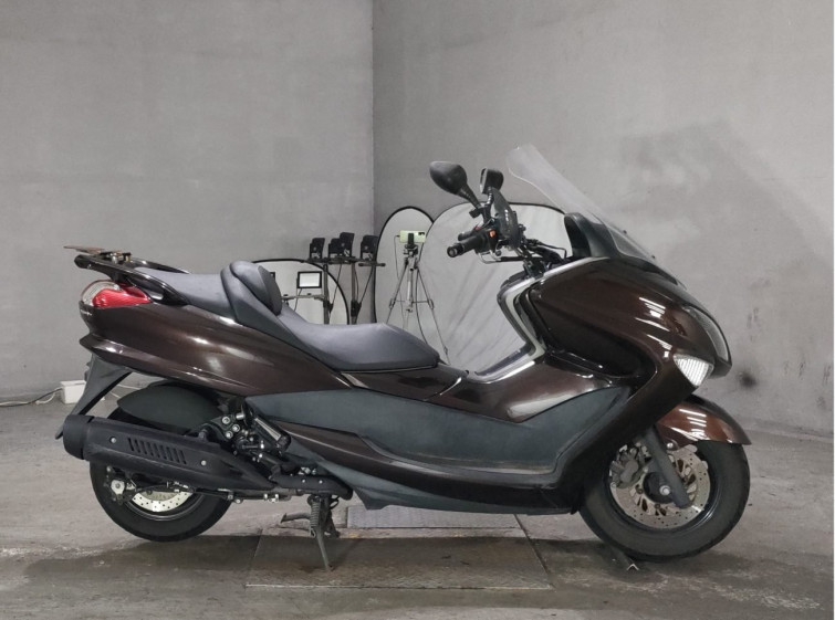 Мотоцикл Yamaha MAJESTY 250 с пробегом 27104 km