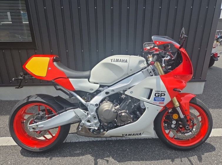 Мотоцикл Yamaha XSR900 GP з пробігом 3159 km
