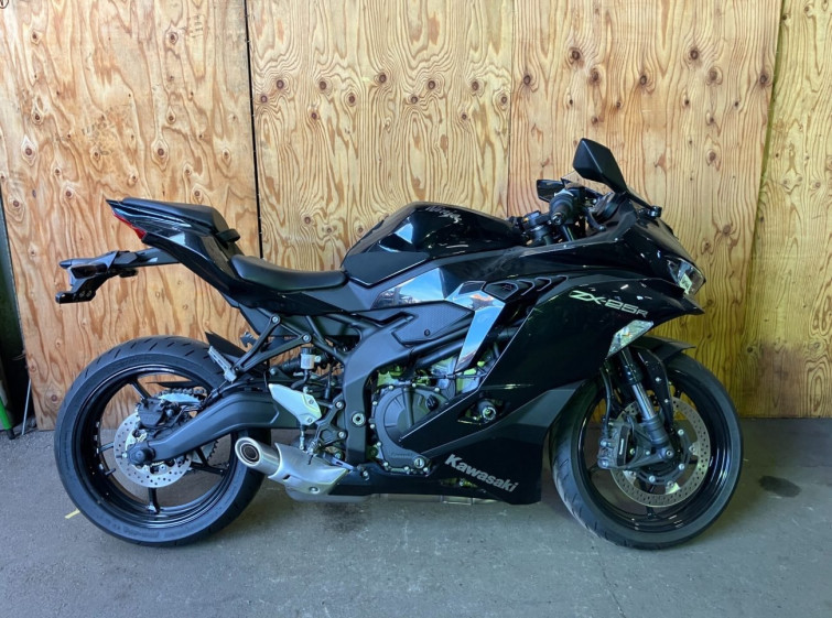 Мотоцикл Kawasaki NINJA ZX-25R с пробегом 1067 km
