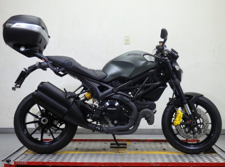 Мотоцикл Ducati MONSTER 1100 EVO з пробігом 120 km