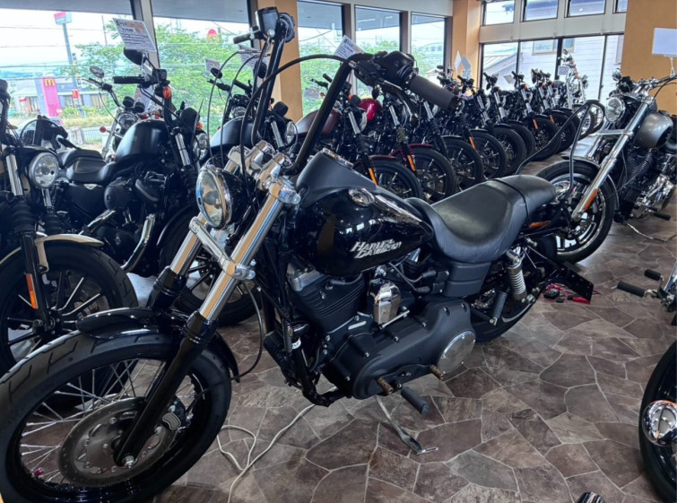 Мотоцикл HD STREETBOB FXDB1580 с пробегом 5225 km
