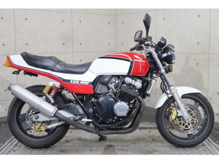 Мотоцикл Honda CB400SFV с пробегом 21123 km