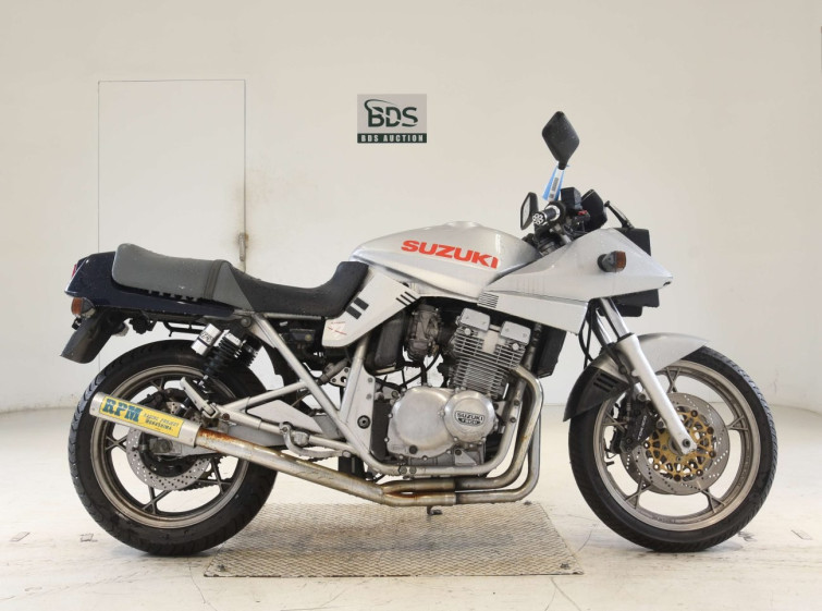 Мотоцикл Suzuki GSX400S KATANA с пробегом 4914 km