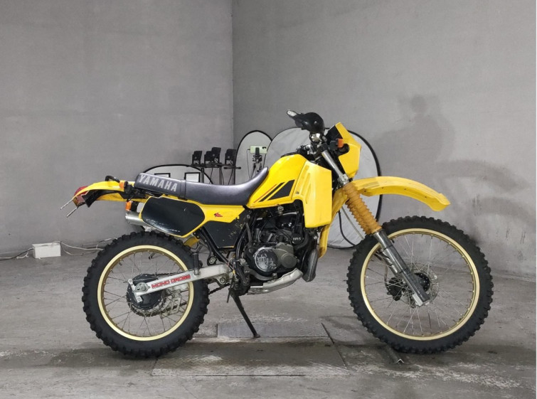 Мотоцикл Yamaha DT200R с пробегом 5499 km