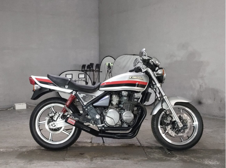 Мотоцикл Kawasaki ZEFAR 550 с пробегом 41686 km