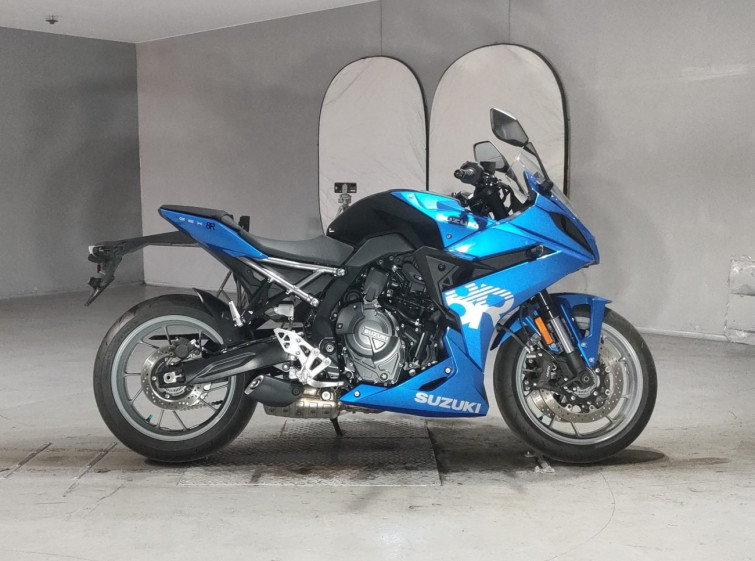 Мотоцикл Suzuki GSX-8R з пробігом 403 km