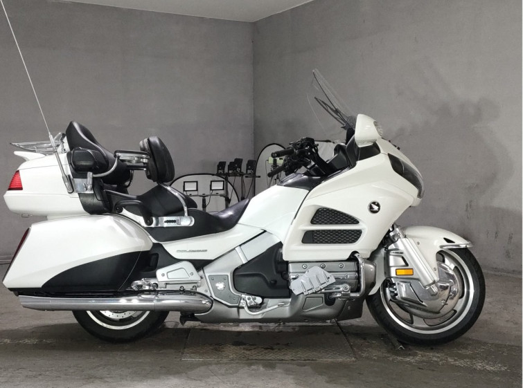Мотоцикл Honda GL1800 з пробігом 35480 km
