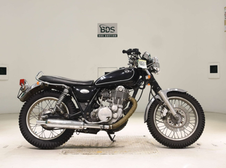 Мотоцикл Yamaha SR400 с пробегом 29100 km