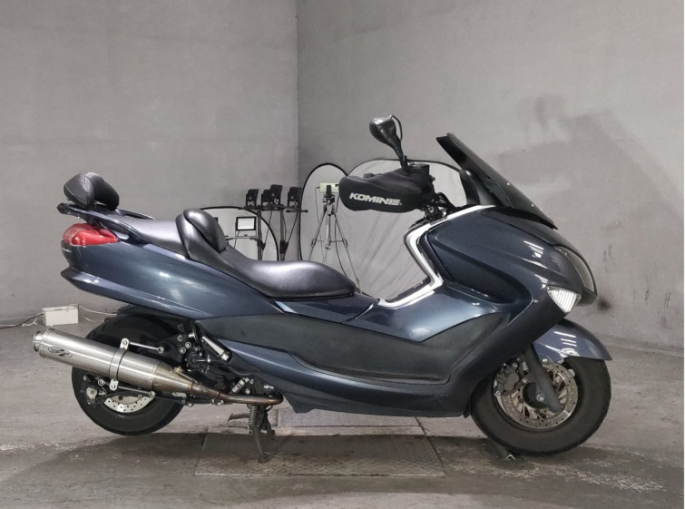 Мотоцикл Yamaha MAJESTY 250 с пробегом 28524 km