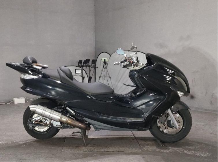 Мотоцикл Yamaha MAJESTY 250