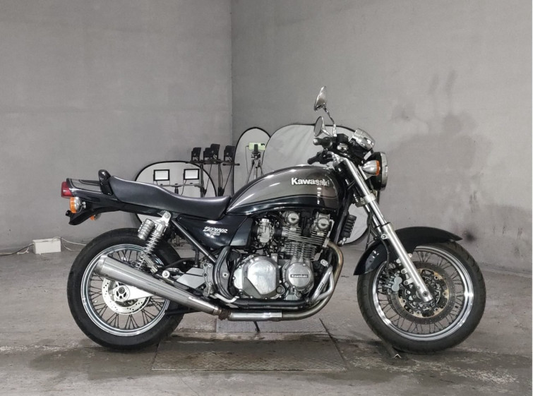 Мотоцикл Kawasaki ZEFAIR 750RS с пробегом 62642 km