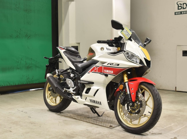 Мотоцикл Yamaha YZF-R3 з пробігом 7518 km