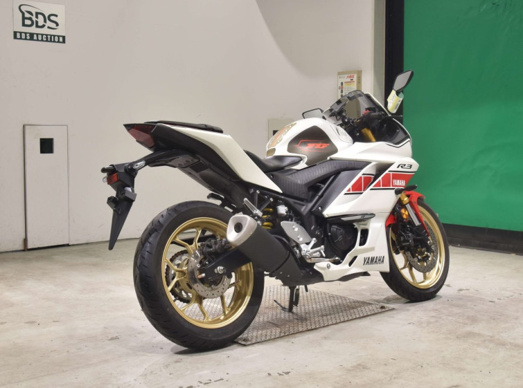Мотоцикл Yamaha YZF-R3 з пробігом 7518 km