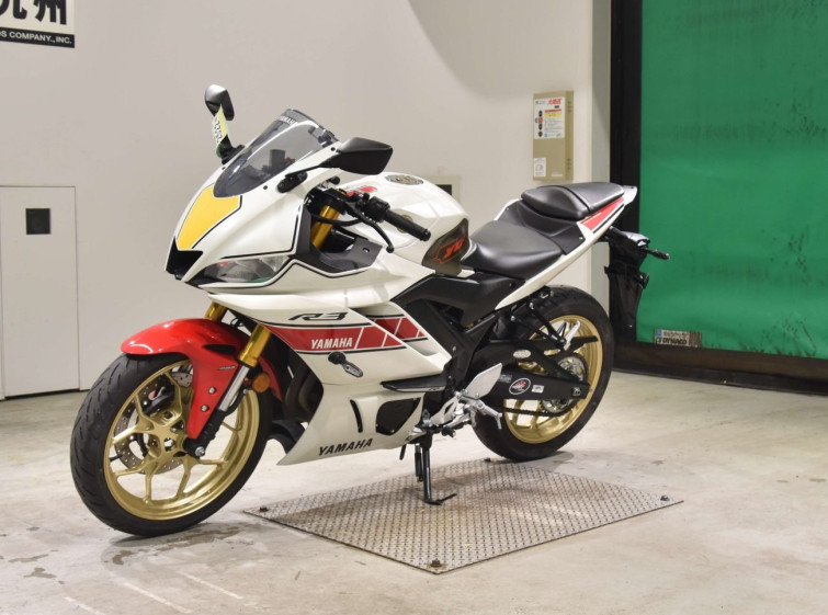 Мотоцикл Yamaha YZF-R3 з пробігом 7518 km