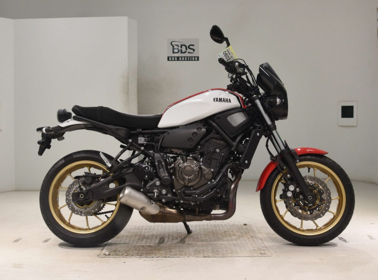 Мотоцикл Yamaha XSR700 з пробігом 8768 km