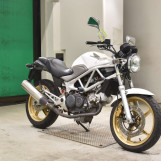 Мотоцикл Honda VTR250 з пробігом 11944 km