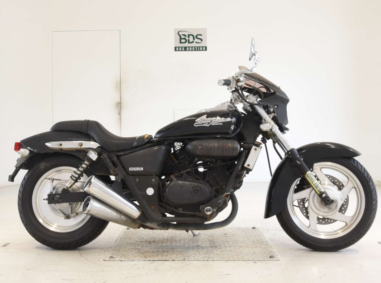 Мотоцикл Honda MAGNA250 з пробігом 82392 km