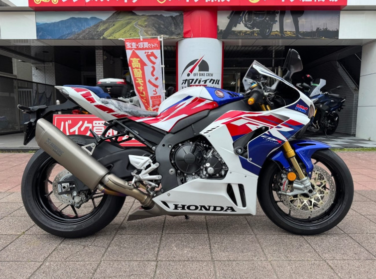 Мотоцикл Honda CBR1000RR-R FB SP с пробегом 801 km