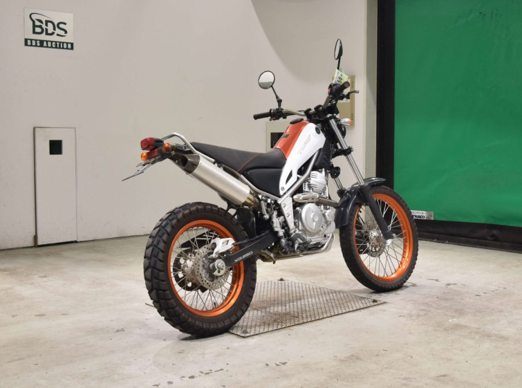 Мотоцикл Yamaha TRICKER з пробігом 9648 km