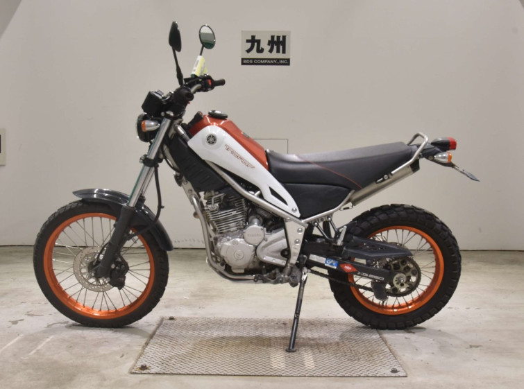 Мотоцикл Yamaha TRICKER з пробігом 9648 km