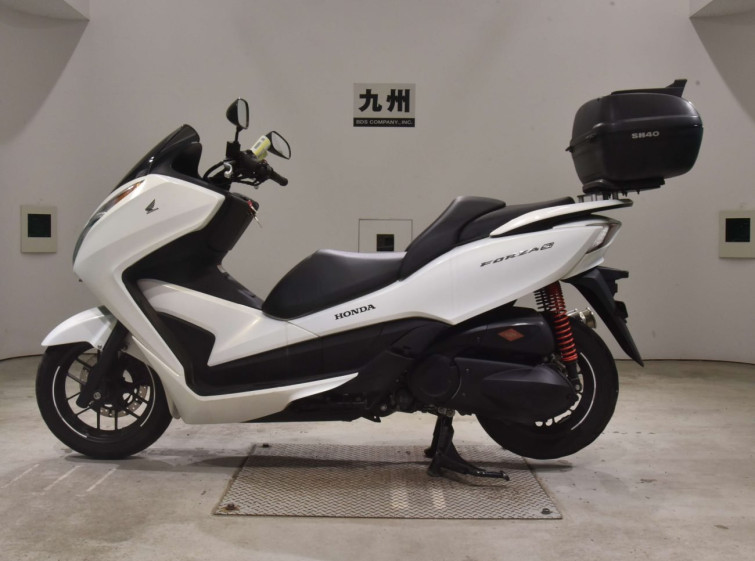 Мотоцикл Honda FORZA SI с пробегом 20256 km
