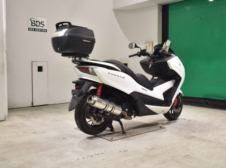 Мотоцикл Honda FORZA SI с пробегом 20256 km