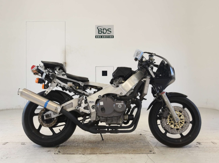 Мотоцикл Honda CBR400RR с пробегом 46231 km